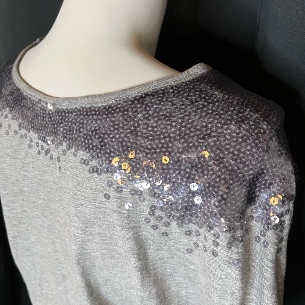 Sparkle & Fade casual Sequin Shoulder Tunic Top